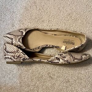 Snakeskin Print Flats Size 6